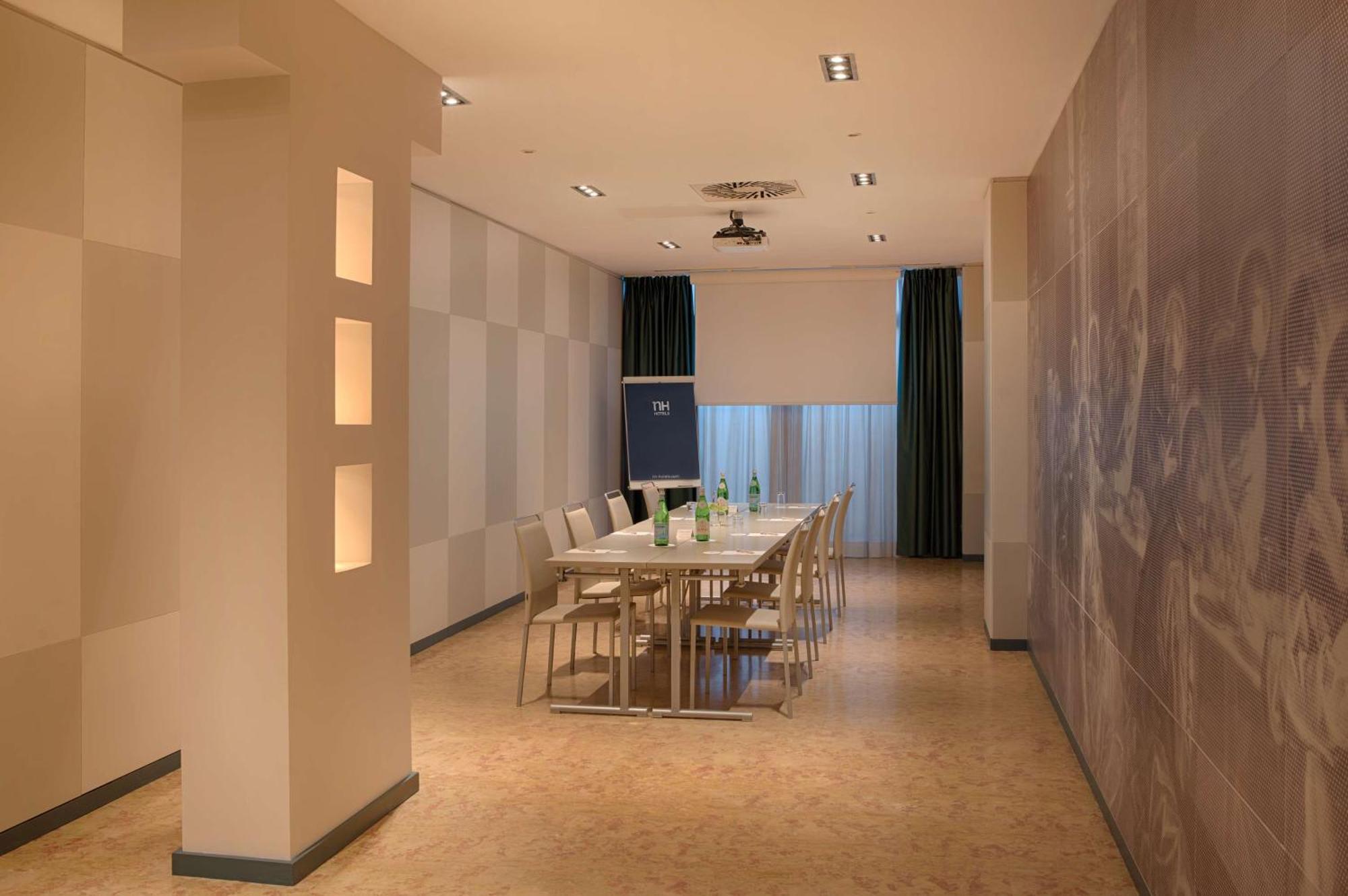 Nh Roma Villa Carpegna Exterior photo