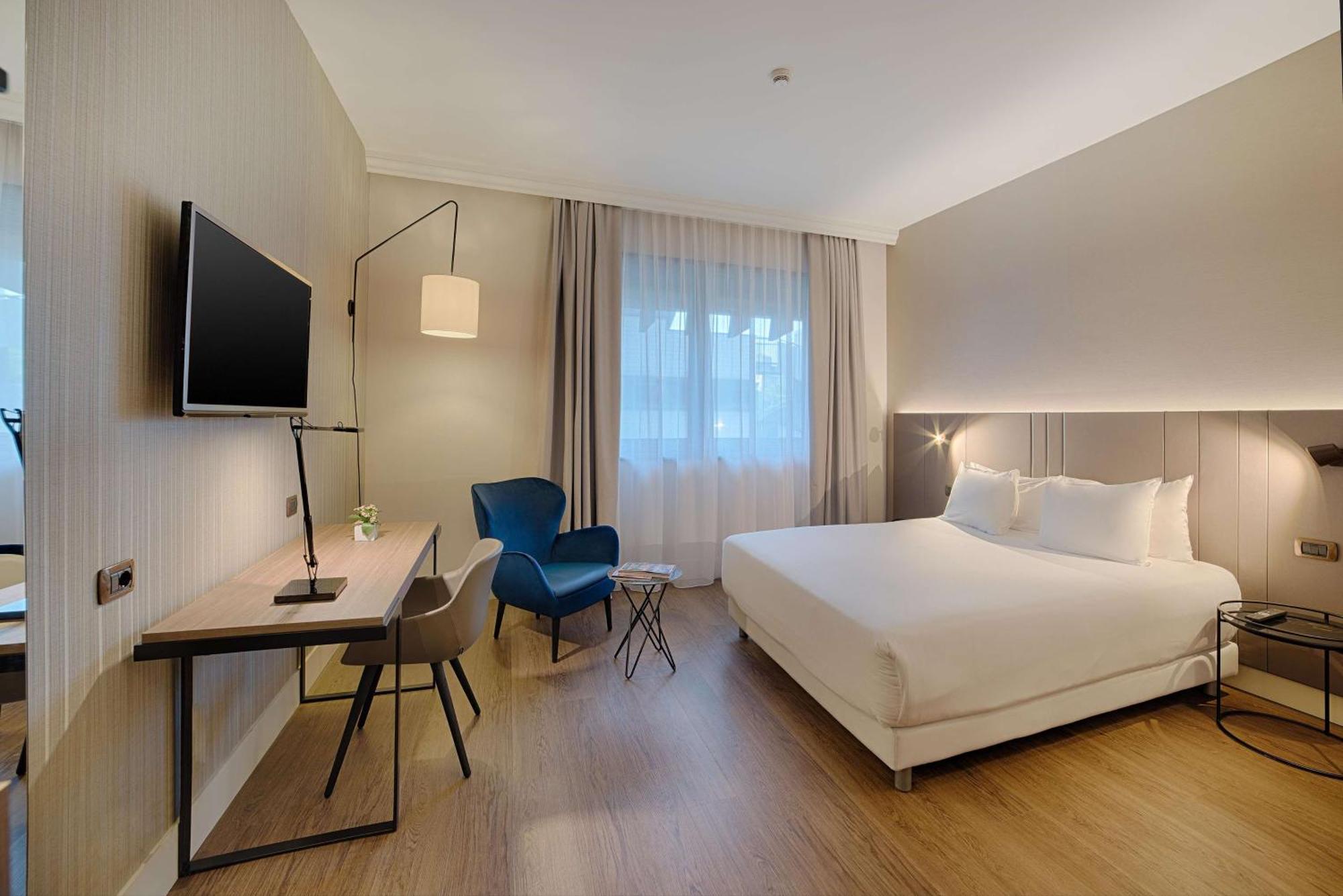 Nh Roma Villa Carpegna Exterior photo