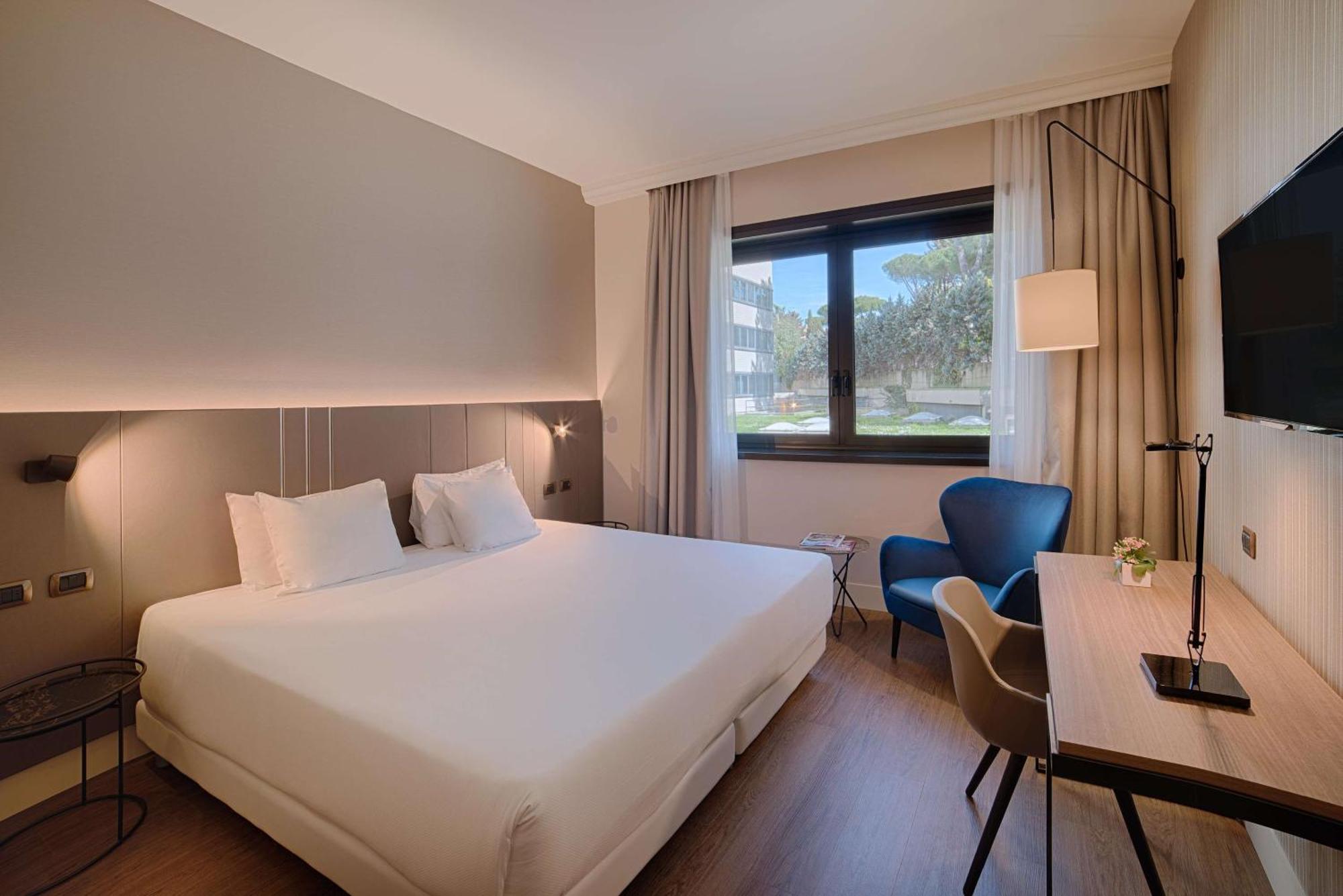 Nh Roma Villa Carpegna Exterior photo
